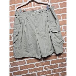 Columbia cargo shorts Mens Size 38 Tan /brown Sportswear Stretch Pleated Front